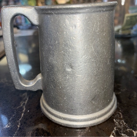 Germany Tankard  Beer Stein Medieval Raised  Heraldic Crest Pewter 5”H - Picture 5 of 7
